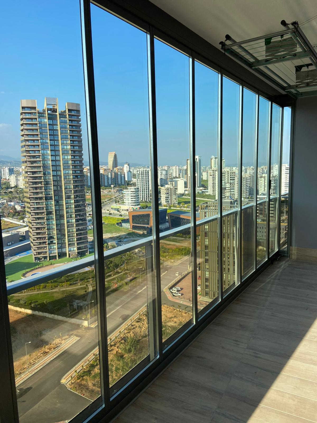 CAM BALKON
